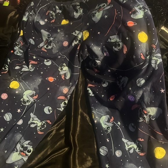 Pj pant there very stuff and in very good condition they are 100% ployester - Picture 2 of 3